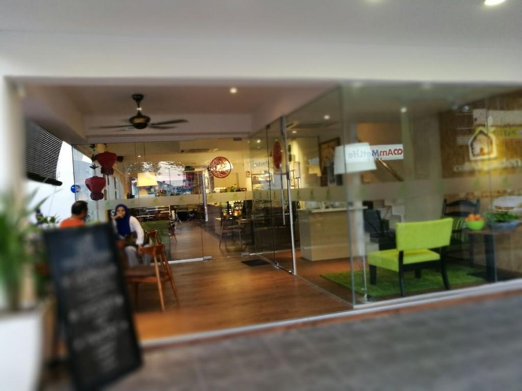 Coffea Garden Cafe & Stay Malacca Exteriör bild